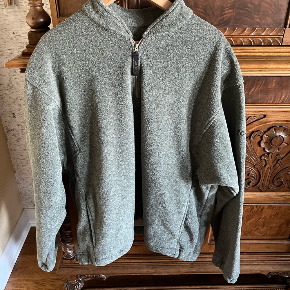 Footjoy pullover fleece jacket. Size L